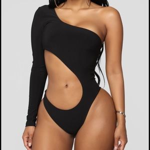 FashionNova Asymmetrical Cut-Out Bodysuit